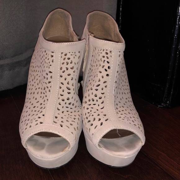 Nude platform heels - Picture 2 of 4